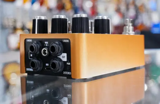 Universal Audio - UAFX Woodrow '55 Instrument Amplifier Pedal 2